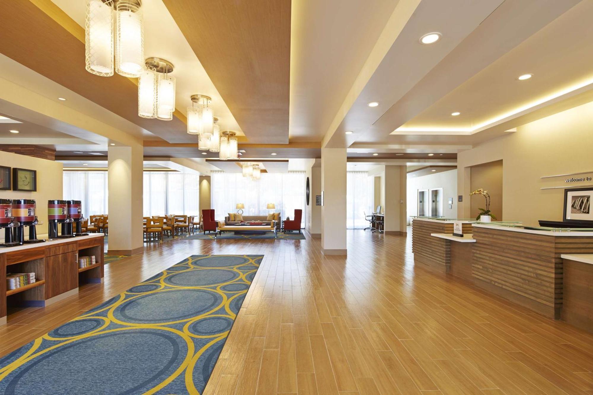 Hampton Inn San Diego Mission Valley Екстер'єр фото